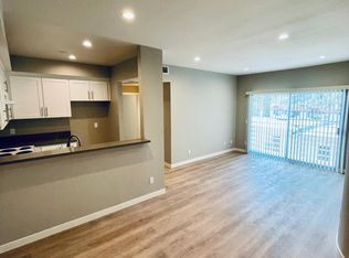 10205 Samoa Ave #206, Tujunga, CA 91042