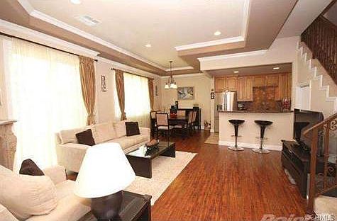 4th image of 631 E Magnolia Blvd Unit 101