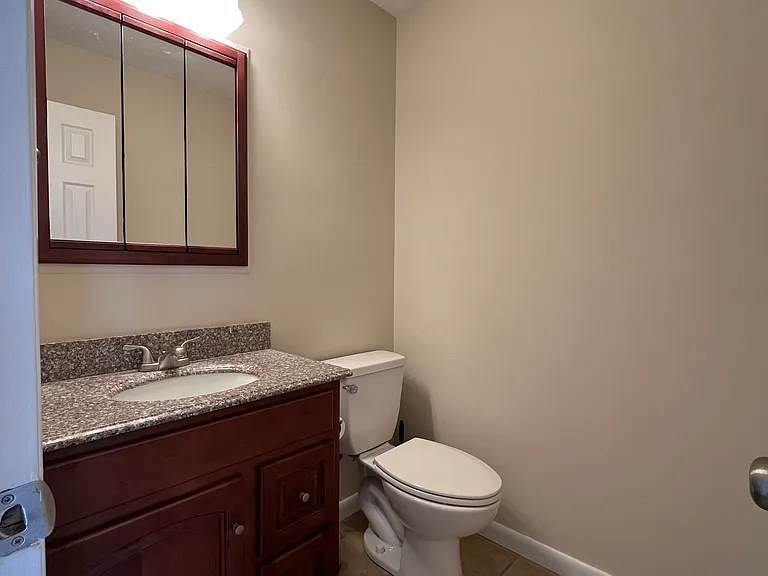 2519 Girard Ave — Photo 10