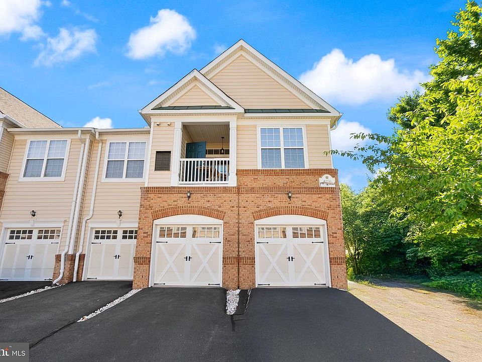 1st image of 43920 Hickory Corner Ter Unit 114