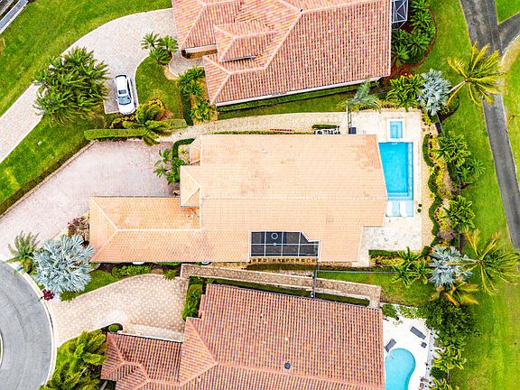 4th image of 8198 Spyglass Drive