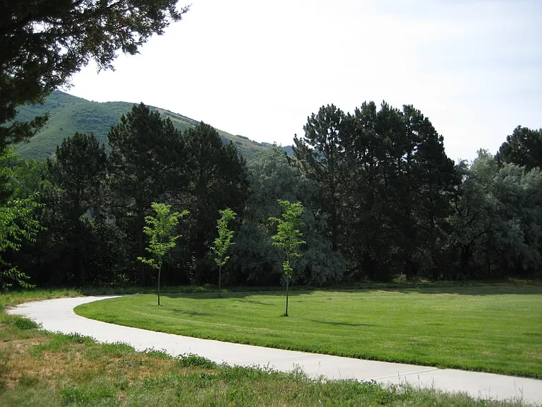3570 E Wasatch Hills Ln — Photo 3