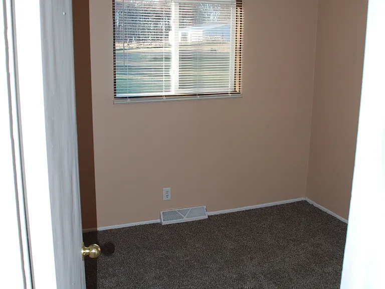 5062 Oakpoint Rd — Photo 5