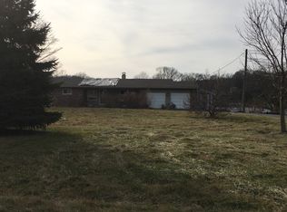 1665 E Shore Dr, Martinsville, IN