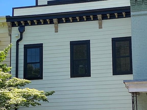 3rd image of 1203 G St NE