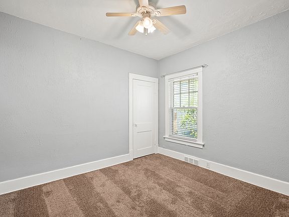 4th image of 1006 S 40th St #1