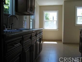 2nd image of 17428 Kingsbury St