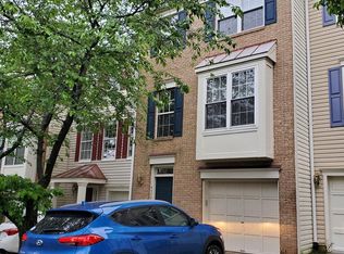 45523 Grand Central Sq, Sterling, VA 20166