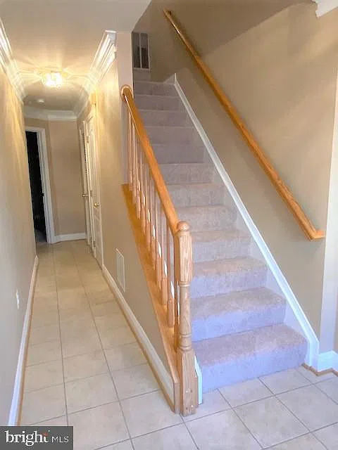 3 bed, 3.5 bath, 1636 sqft, $3,400 — Photo 2