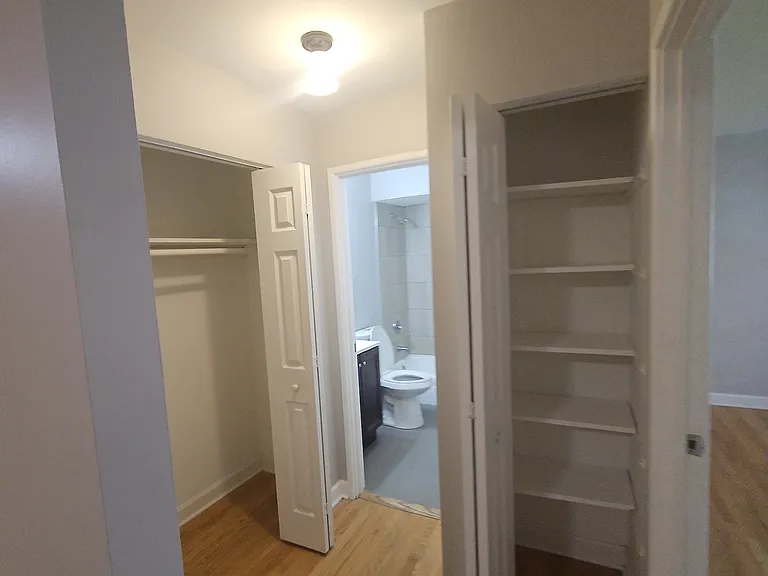 6211 N Kenmore Ave #502 — Photo 12