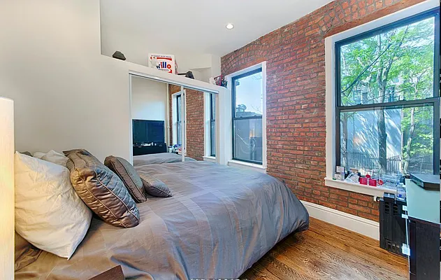 Rented by Compass | media 30