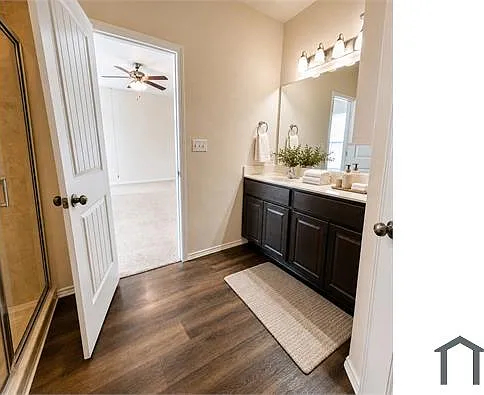 10922 Airmen Dr — Photo 10
