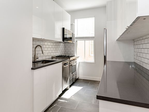 2nd image of 22-57 Crescent St #2F