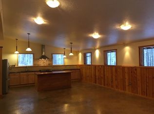 750 Spudwood Rd, Fairbanks, AK 99712
