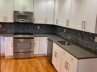 456 Manor Rd, Staten Island, NY 10314