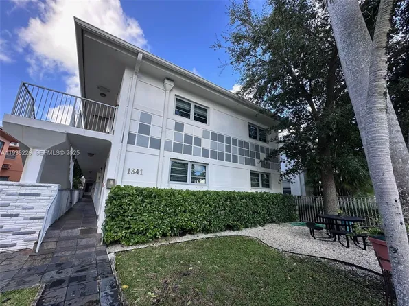 1341 15th St APT 106, Miami Beach, FL 33139