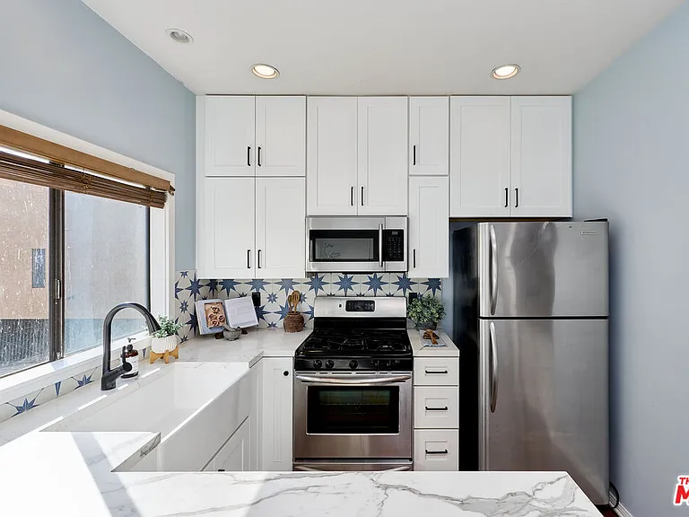 12601 Matteson Ave #7 — Photo 16