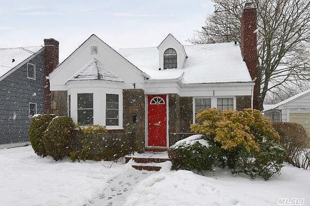 1st image of 227 Hickox Ave