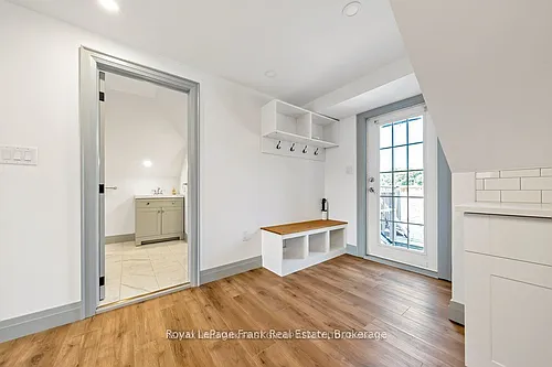 622 Simcoe St N #3 Photo 1