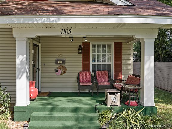 2nd image of 1105 Bixby St