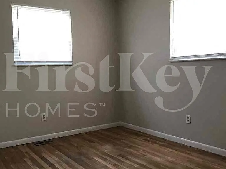 4420 Santa Fe Ct — Photo 10