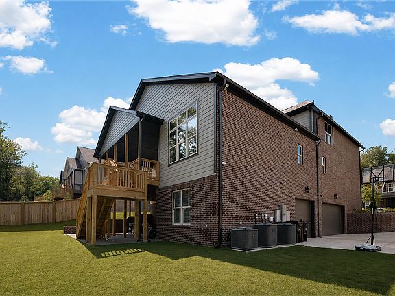 5th image of 1562 Olivewood Dr