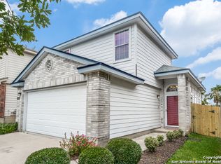 6907 Grapevine Lk, San Antonio, TX 78244