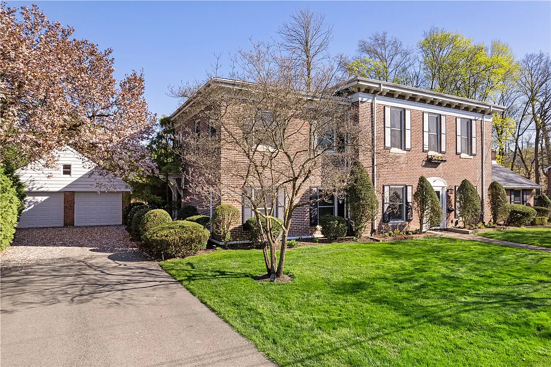 232 Linden Ct photo 1