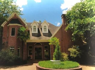 2585 Jackson Ave Ext, Grenada, MS 38901