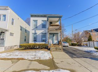 33 Lincoln Ave, Albany, NY 12206