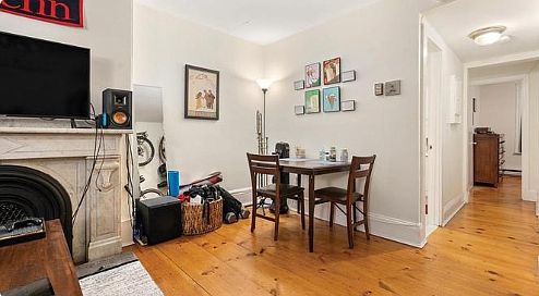 2nd image of 28 Dartmouth St APT 2
