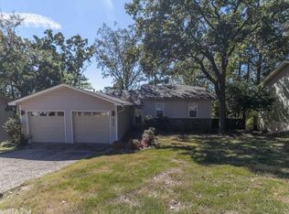 12725 Pleasant Forest Dr, Little Rock, AR 72212