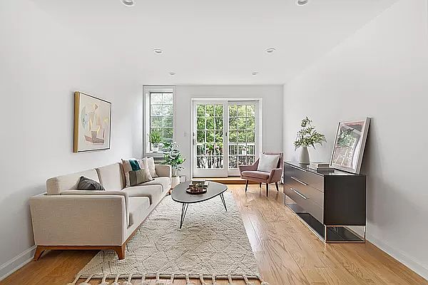 1st image of 324 22nd St APT 3A
