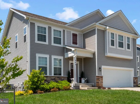 664 N Chandler Dr, Westminster, MD 21157