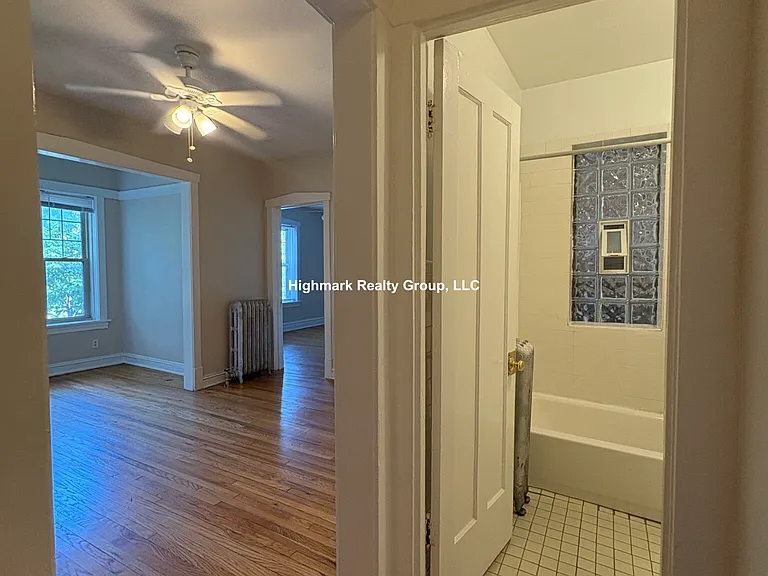 548 Elmwood Ave #2N — Photo 6