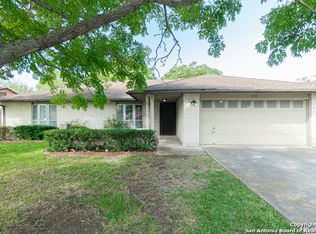9555 Dunstable, San Antonio, TX 78239