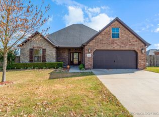 5415 Aspen, Bartlesville, OK 74006