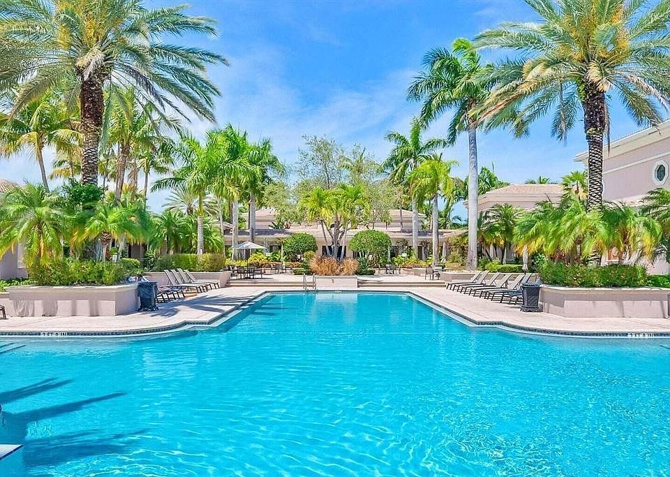1st image of 3019 Alcazar Place #307