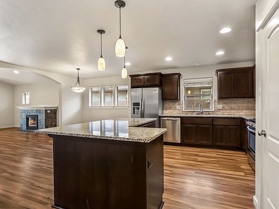 3rd image of 21177 Capella Pl