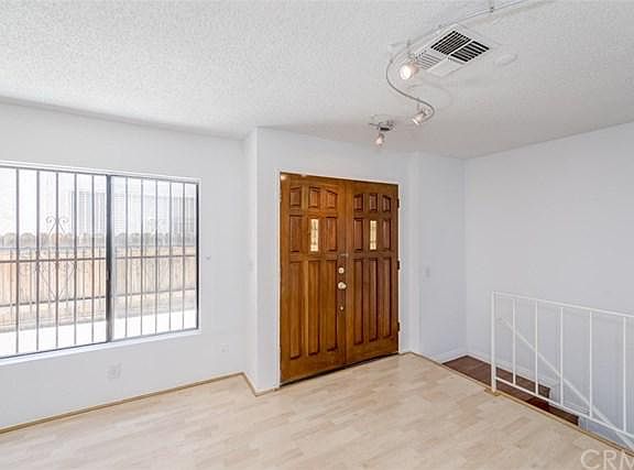 4th image of 1417 S Marguerita Ave APT 7