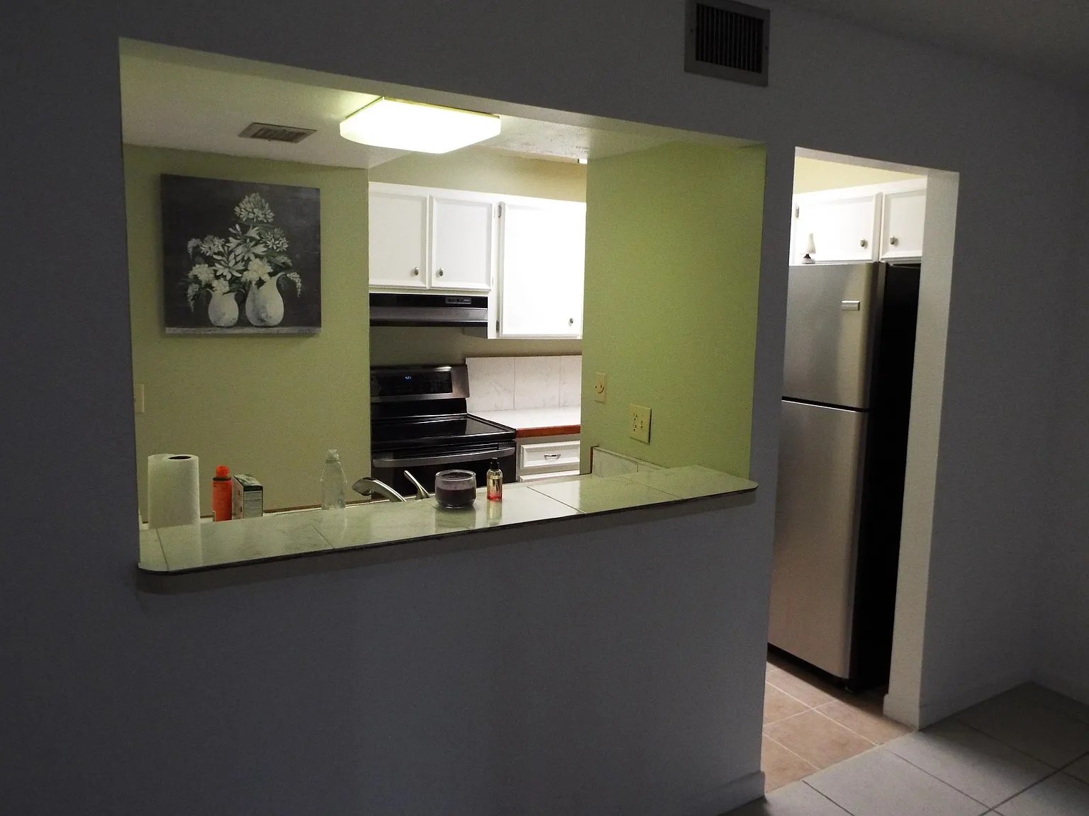 190 Hickory Woods Ct — Photo 4