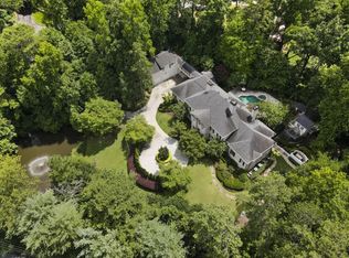 12 Powers Chase Cir, Sandy Springs, GA 30327