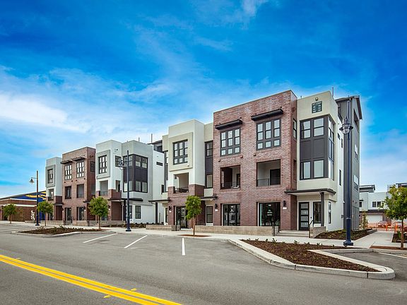 Rooftops Live Work Building Plan 4 Outside Units