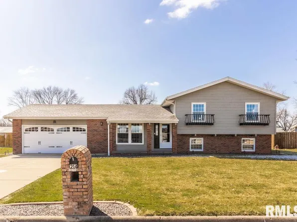 214 Pecan St, Canton, IL 61520