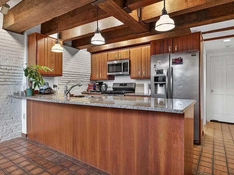 77-79 Fulton St #1 — Photo 10