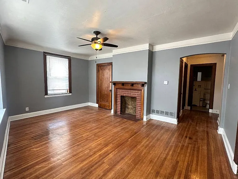 47 Parsons Ave — Photo 3