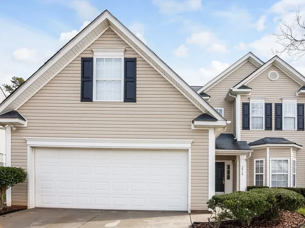 2910 Oakdale Pasture Dr, Charlotte, NC 28216