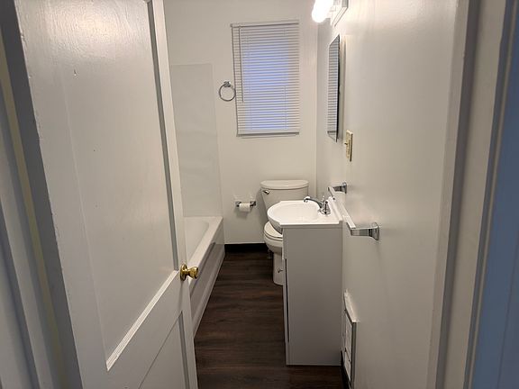 3rd image of 729 11th Ave #4