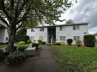 647 29th St APT 3, Washougal, WA 98671