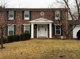 301 Baxter Rd, Ballwin, MO 63011